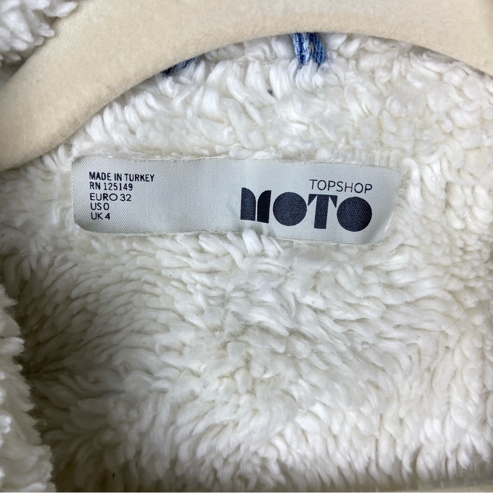 Top Shop Moto Custom Painted Sherpa Denim Jacket Size 0 - Picture 12 of 12
